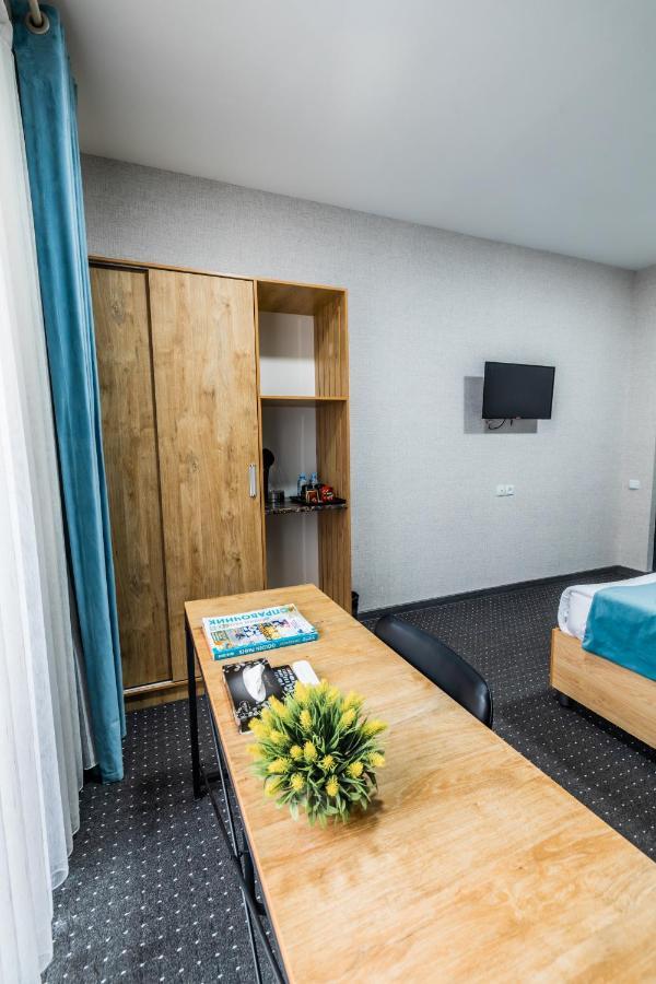 Bobur Hotel Taskent Exterior foto