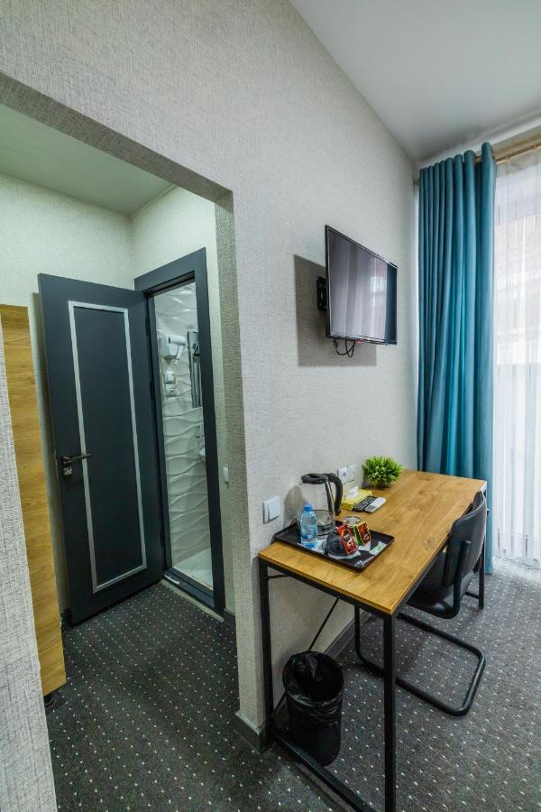Bobur Hotel Taskent Exterior foto